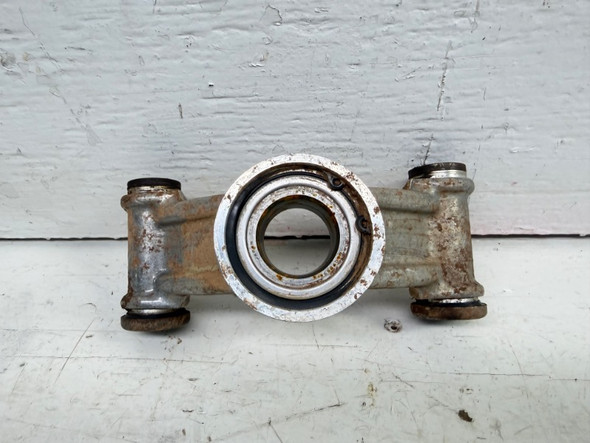 2006 Yamaha YFM Kodiak Grizzly IRS Rear Knuckle 1D9-F532F-01-00 2006-2014