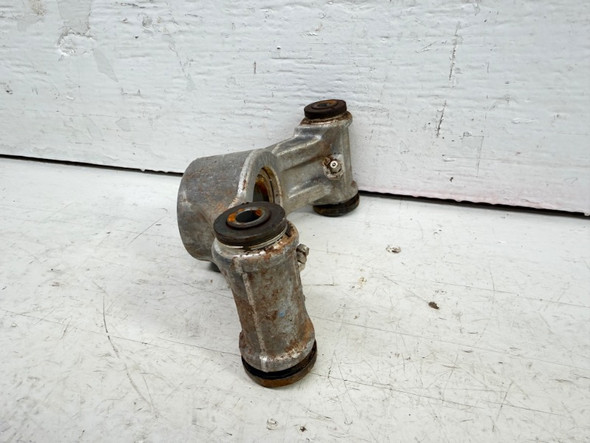 2006 Yamaha YFM Kodiak Grizzly IRS Rear Knuckle 1D9-F532F-01-00 2006-2014