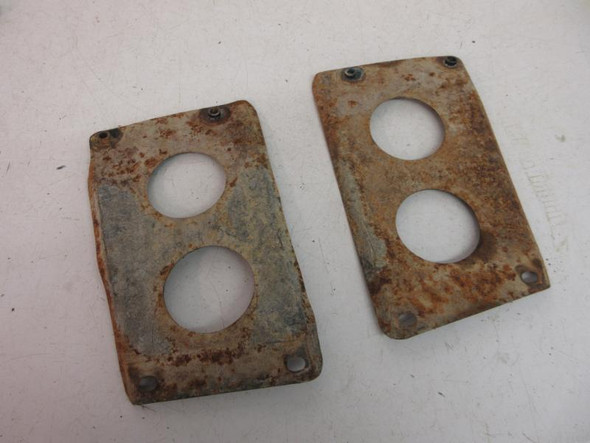 87 Yamaha YFM 350 Big Bear Front Mud Flap Support Plates 2HR-21523-00-00 1987-98
