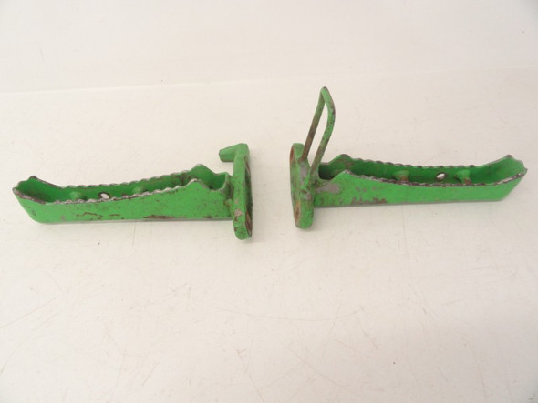 88 Kawasaki KXF 250 Tecate 4  Foot Pegs Left Right