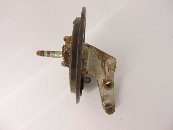 95 98 Yamaha Timberwolf YFB 250 2wd  Left Knuckle Spindle 4BD-23501-10-00