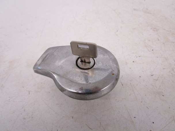 83 Yamaha Maxim XJ 750  Gas Cap 4X7-24602-02-00