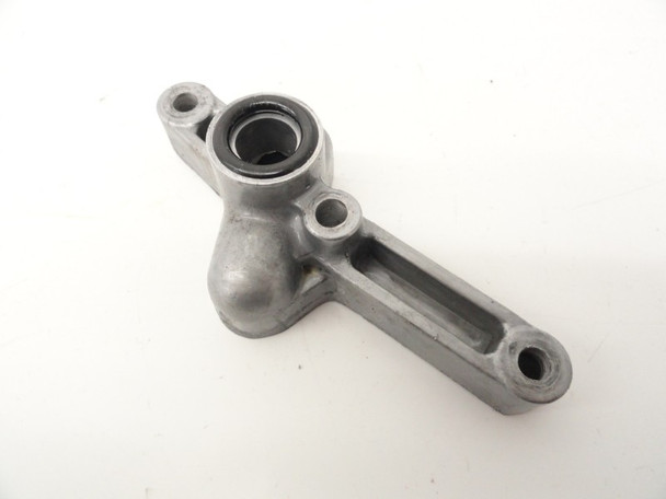 89 Kawasaki Ninja ZX7 H ZX 7 750  Oil Pump Holder 13091-1439