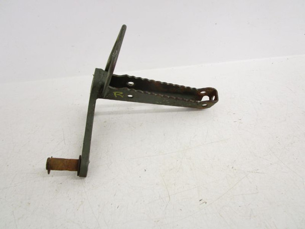 97 Yamaha YFM 350 X Warrior Right Foot Peg 3GD-27421-11-00 1990-2001