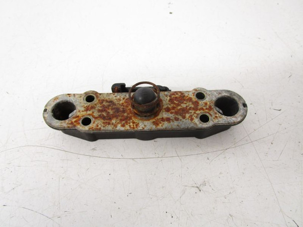 1985 Suzuki GS 700 E Seat Latch 45256-31300