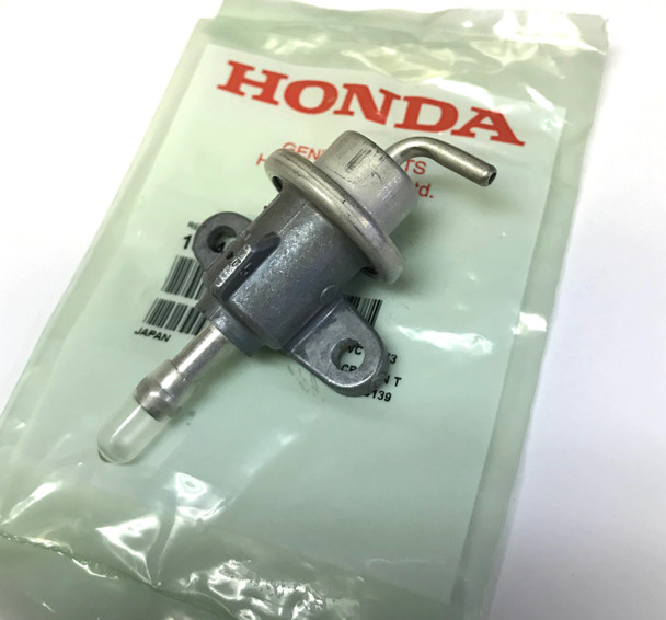 OEM Honda Fuel Gas Pressure Regulator 2002 03 04 VTX 1800 VTX1800 C R S