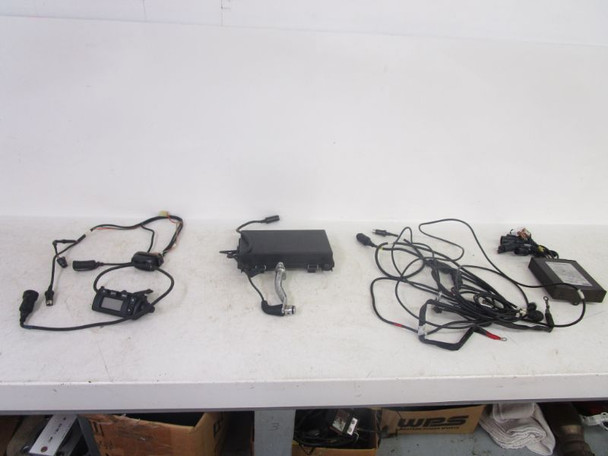 03 Yamaha Midnight Venture XVZ 1300 OEM CB Radio Unit 4XY-88182-01-00 2002-2007