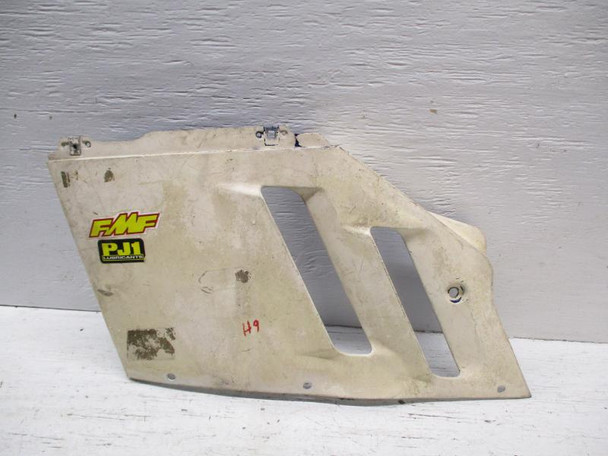 1988-1989 Suzuki GSXR 750 Left Middle Fairing Cowl Body Panel