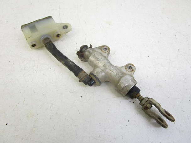 02 Yamaha YZ 250F Rear Brake Master Cylinder 5JG-2583V-00-00 2001-2002