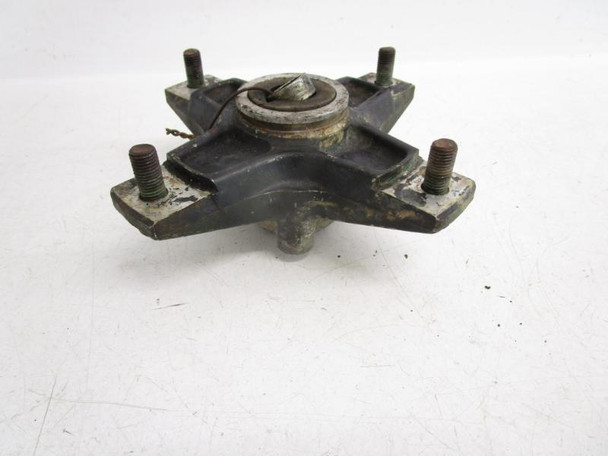 01 Kawasaki KSF 250 Mojave Front Wheel Hub 49030-1084 1987-2004