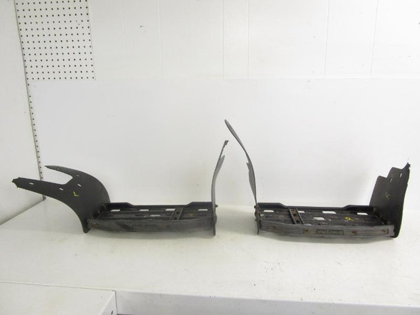 99 Polaris Scrambler 500 4x4 Left Right Footboard 1040691-067 1998-2000