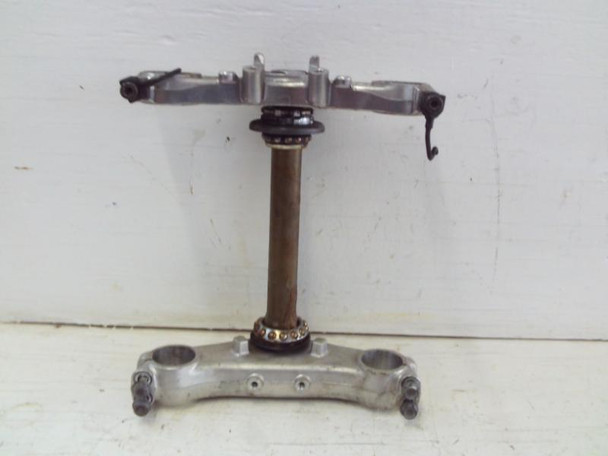 86 Honda VFR 750 F Interceptor Upper Lower Triple Tree 53200-ML7-000 1986