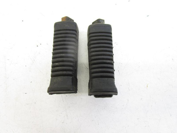 06 Suzuki GS 500F Passenger Pegs 43600-12B01 2003-2009