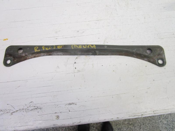 02 Yamaha YFM 660 Grizzly Rear Fender Mount 5KM-21613-00-00 2002-2008