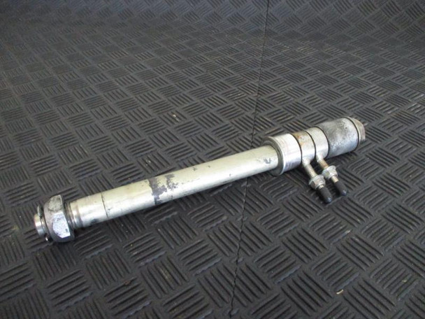 17 Harley Davison XL 1200 CX Sportster Roadster Rear Axle 2017 17 Harley Davison XL 1200 CX Sportster Roadster Rear Axle 2017