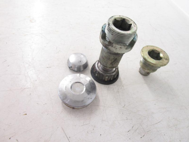 07 Honda VT 1100C Shadow Spirit Swingarm Pivot Bolt 90121-MAH-A00 1997-2007