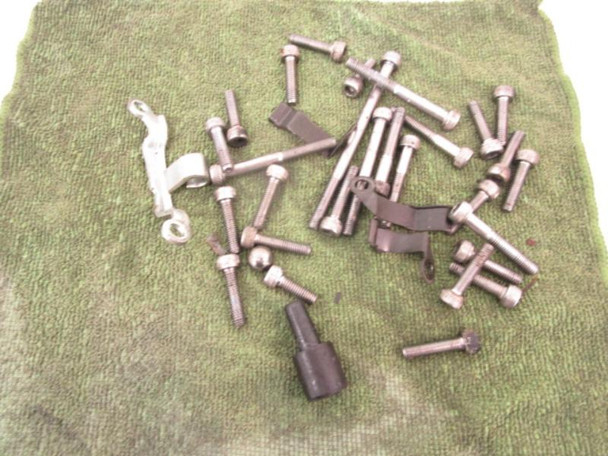 99 Yamaha XV 535 Virago Misc Engine Hardware 91317-06045-00 1995-1999