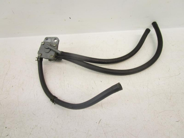 93 Suzuki GS 500E Fuel Petcock 44300-01D22 1988-2002 93 Suzuki GS 500E Fuel Petcock 44300-01D22 1988-2002