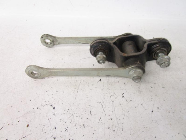 01 Suzuki GS 500 E Rear Shock Linkage 62601-01821 1991-2005 01 Suzuki GS 500 E Rear Shock Linkage 62601-01821 1991-2005
