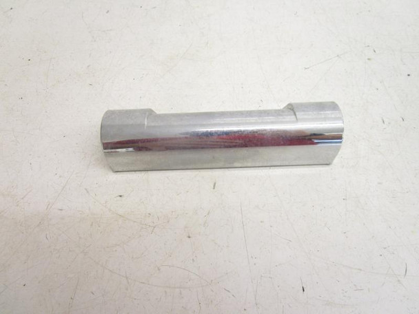 05 Yamaha XVS 650 Vstar Turn Signal Cover 4NK-23122-01-00 2001-2013 05 Yamaha XVS 650 Vstar Turn Signal Cover 4NK-23122-01-00 2001-2013