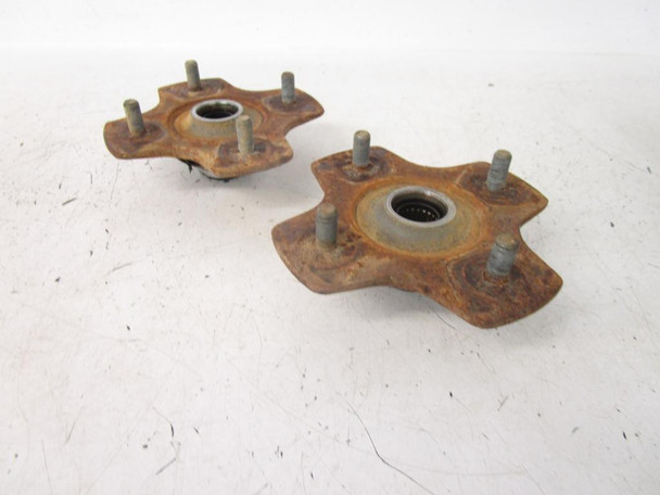 01 Honda TRX 350 FE Rancher Rear Wheel Hubs 42610-HN0-670 2000-2006