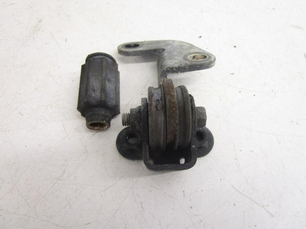 01 Honda VT1100 C2 Sabre Motor Mount Dampers 50135-MAH-000 2000-2007