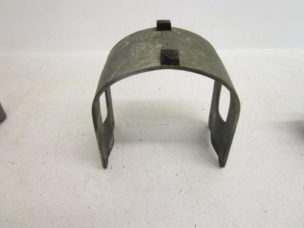 01 Honda VT1100 C2 Sabre Front Fender Mount 61101-MBA-000 2000-2007