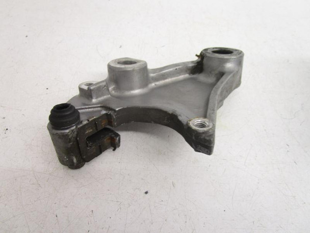 01 Honda VT1100 C2 Sabre Rear Caliper Stay Bracket 43110-MAH-671 2000-2007