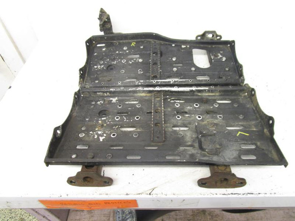 99 Yamaha YFM 600 Grizzly Heel Guards Floor Boards 5GT-27481-00-00 1999-2001