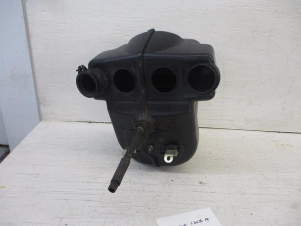 1986 Suzuki GSXR 750 R RG Airbox 13700-27A11