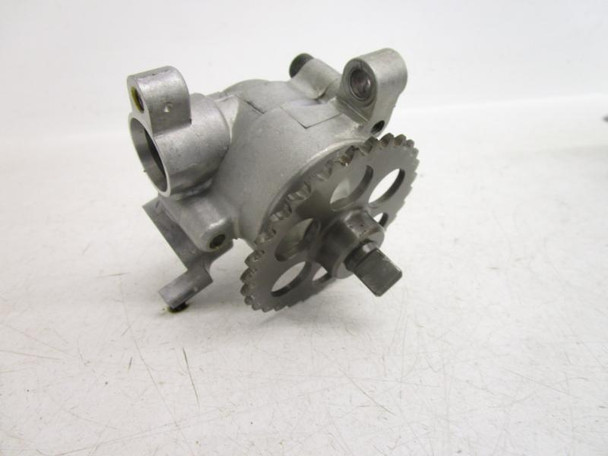 04 Yamaha R6 Oil Pump 5MT-13300-00-00 2003-2005