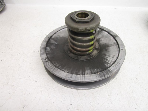 04 Yamaha YFM 660 Grizzly Secondary Driven Clutch 4WV-17670-00-00 1998-2008