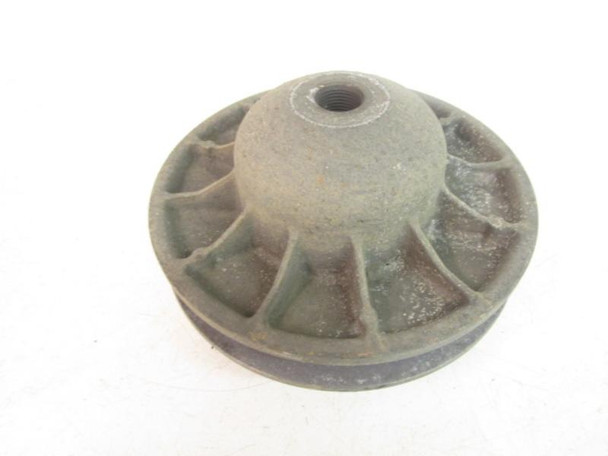 04 Polaris Magnum 330 2x4 Secondary Driven Clutch 1322337 2003-2006