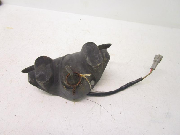 04 Yamaha YFM 350 Bruin 4x4 Handlebar Cover Key Switch 5LP-82510-01-00 2004-2006