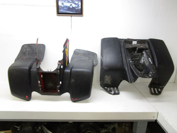 87 Yamaha YFM 100 Champ Front Rear Fenders 4EM-21511-40-00 1987