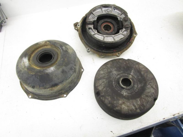 01 Honda TRX 350 TM Rancher Rear Brake Drum Plate Cover 43010-HN5-670 2000-2006