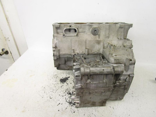 02 Suzuki GSXR 600 Crankcases Cases 11301-39841 2001-2003