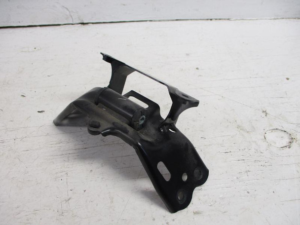 19 Honda CB 300R 300 R Gas Tank Seat Airbox Bracket 50295-K0A-E10 2019-2022