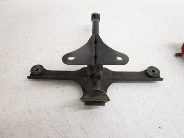 95 Kawasaki ZX 6E ZX600 Ninja Stay Oil Cooler Bracket 11047-1927 1993-2004