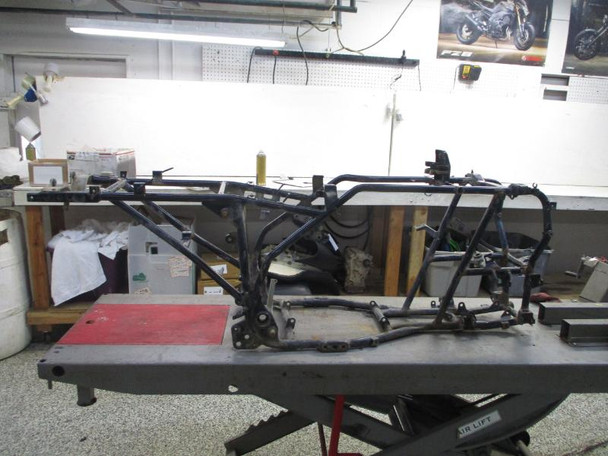 02 Suzuki King Quad 300 Frame 41101-39850-019 2001-2002