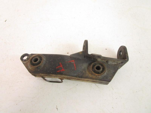 86 Honda TRX 200SX Fourtrax Front Left Knuckle Holder 51320-HB3-770 1986-1988
