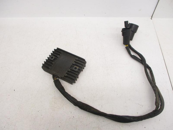99 Kawasaki Vulcan VN 1500 J Drifter Voltage Regulator 21066-1117