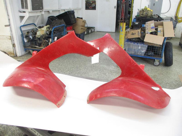 87 Honda TRX 125 Fourtrax OEM Left Right Front Fenders 61100-HC3-010ZA 1987