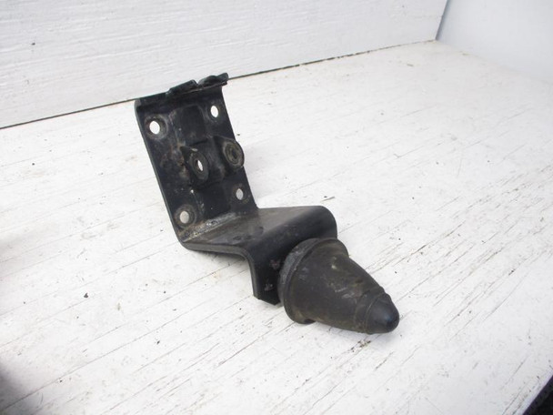 05 Kawasaki Mule 3010 KAF 620 J1 Trans4x4 Rear Shackle Spring Mount  2005