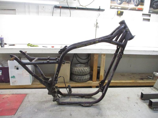 86 Suzuki VS 700 Intruder Frame *C T * 41100-38810-24D 1986-1987