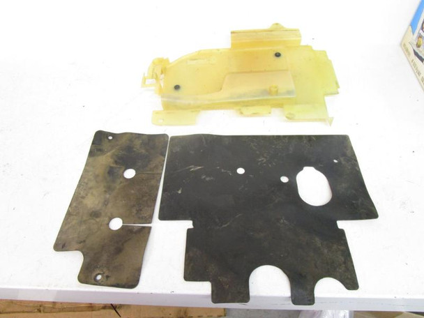 02 Honda TRX 450 FM Foreman Gas Tank Heat Shield 17515-HM7-000 1998-2004