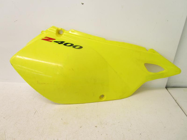 01-02 Suzuki DRZ DR Z 400 OEM Right Side Cover Panel 47111-29FB0-YU1 2001-2002