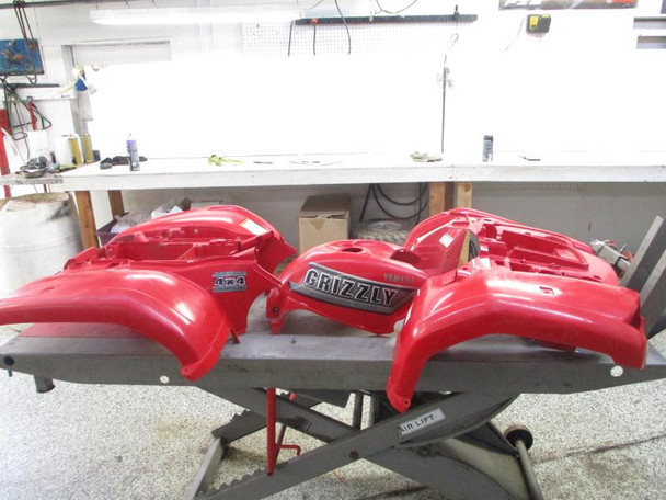 02 Yamaha Grizzly 660 Front Rear Fender 5KM-W2151-10-00 2002-2008