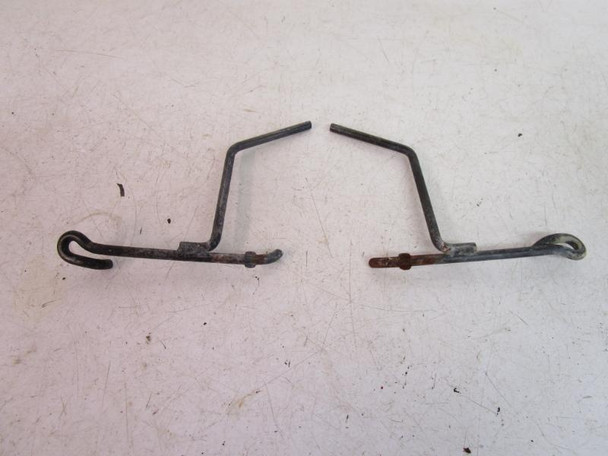 87 Honda TRX 250X Fourtrax Front Fender Side Stays 61102-HC0-020 1987-1992