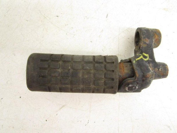 1984 Honda CB 700SC Nighthawk S Right Footpeg 50630-MJ1-010 1984-1986